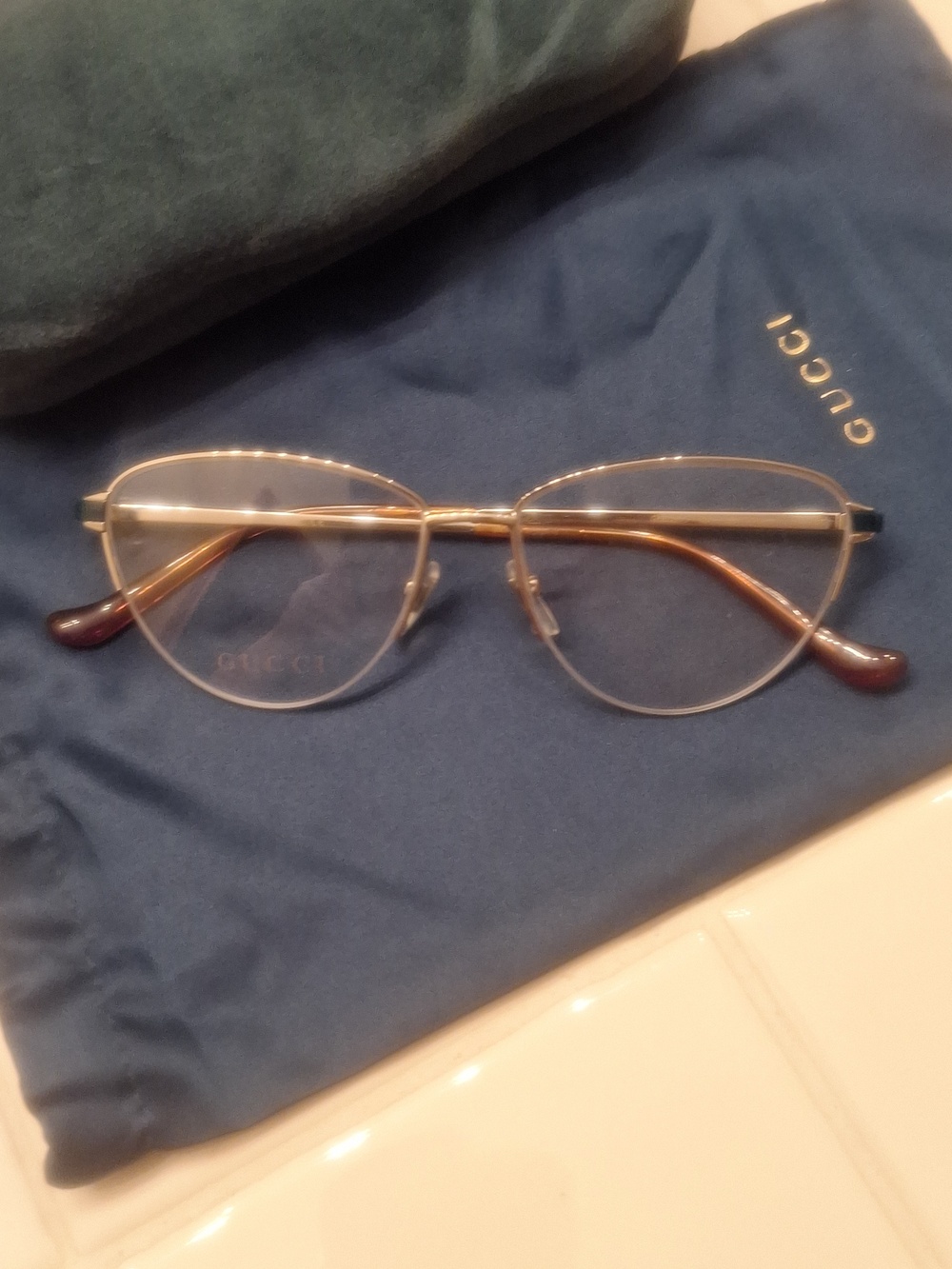 Gucci Clear Frame Glasses - Picture 11 of 13